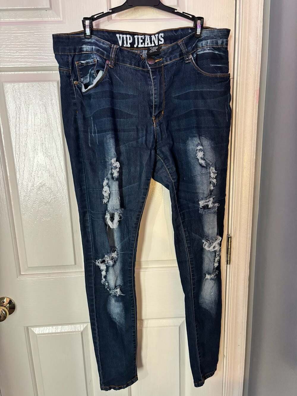 VIP Jeans Women's Distressed Skinny Leg Jeans Size 17/18